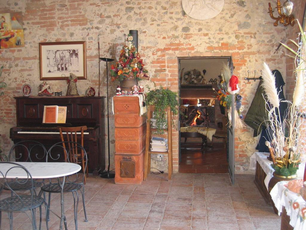 Il Canto Del Sole Monteroni d'Arbia Exterior photo